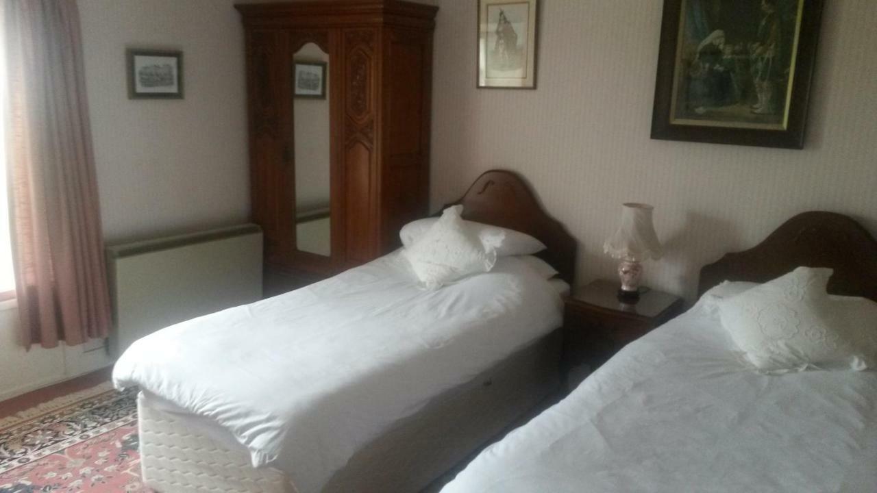 The Old School House Mordington Bed and Breakfast Exteriör bild
