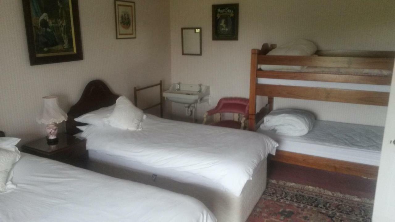The Old School House Mordington Bed and Breakfast Exteriör bild